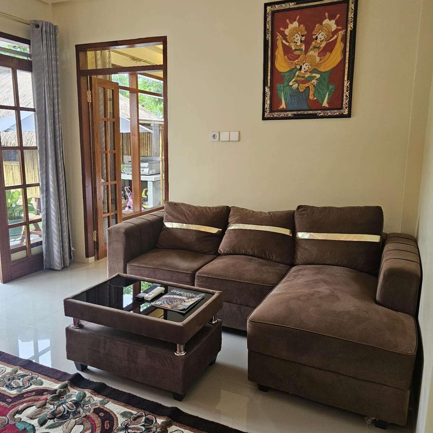 Suci'S Friendly Apartments Mataram Eksteriør billede